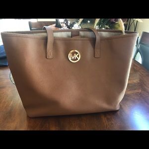 Michael Kors tote